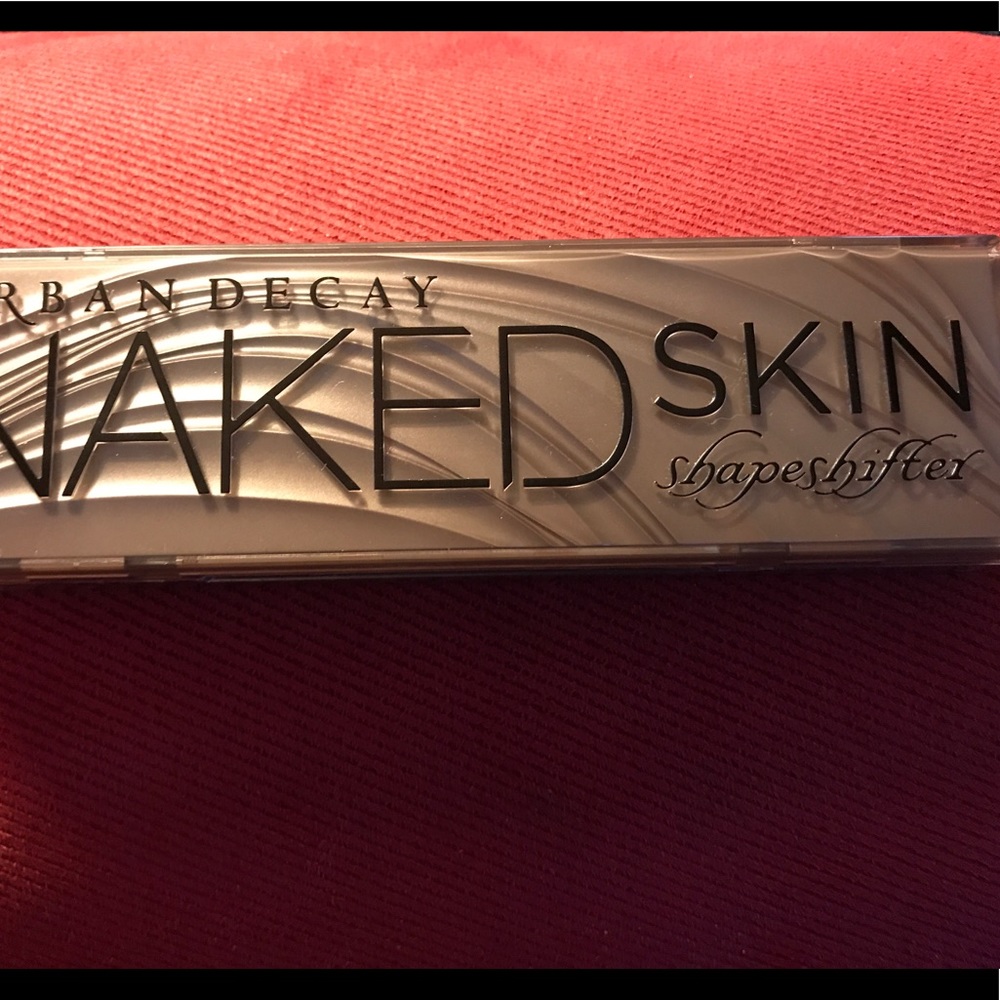 Urban Decay Naked Skin